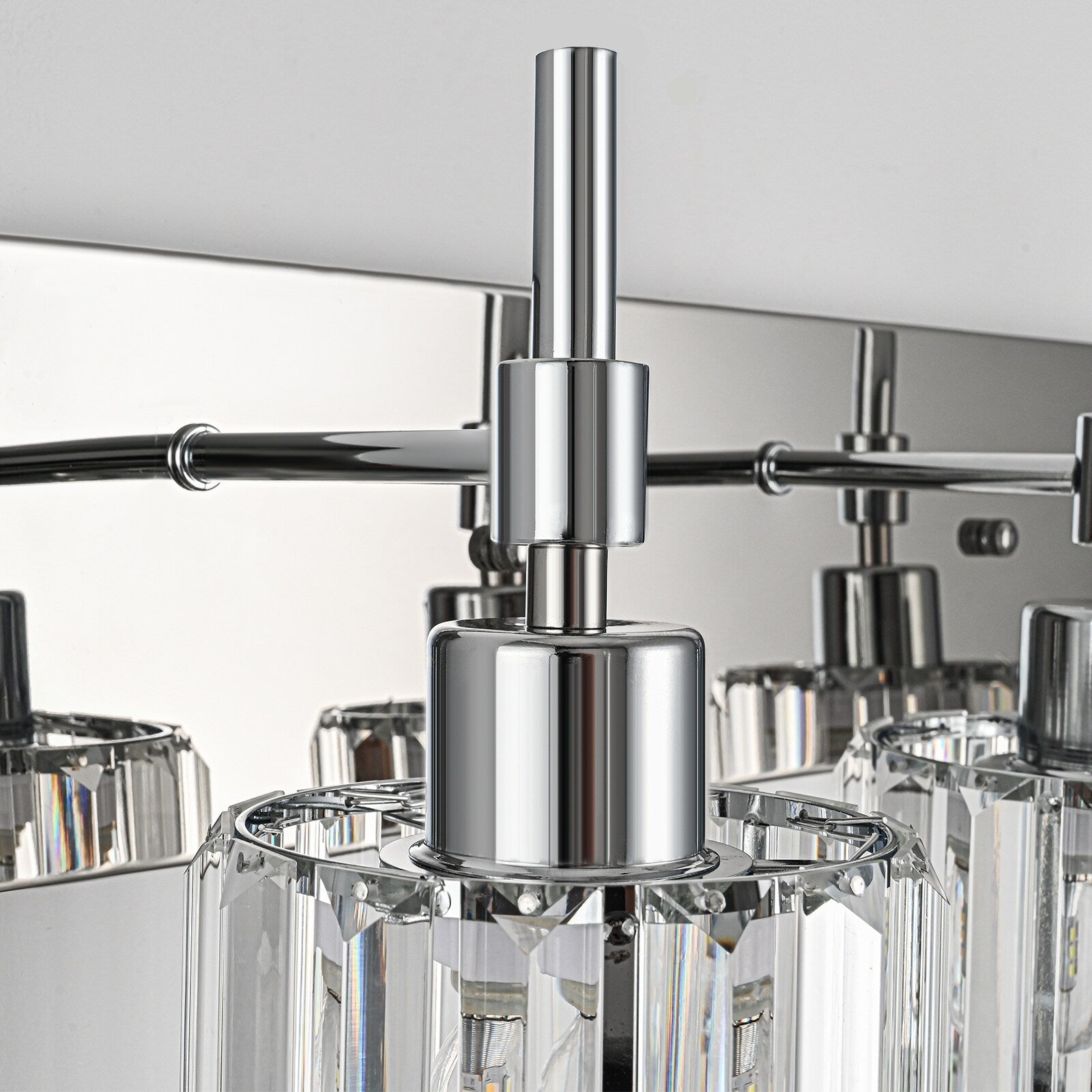 Appliques murales modernes à intensité variable pour salle de bain avec abat-jour en cristal