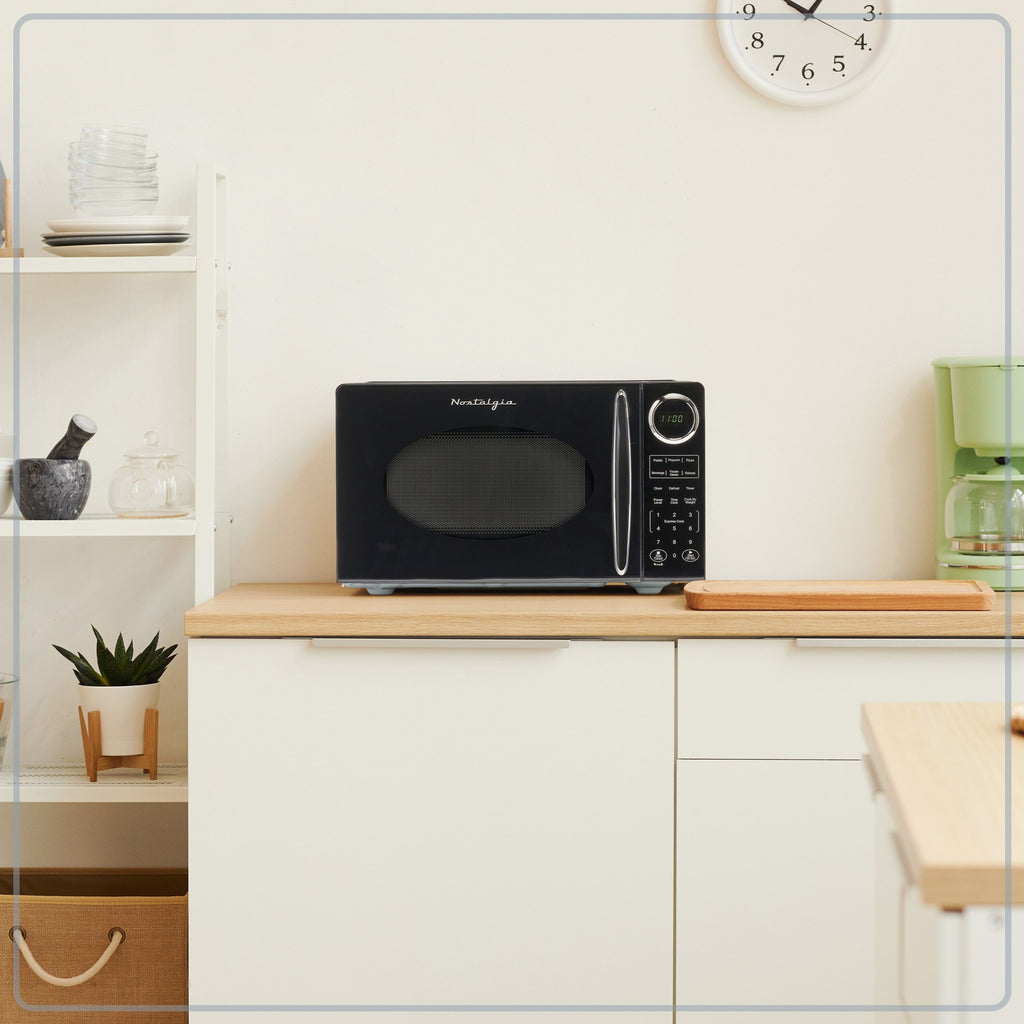 Four à micro-ondes de comptoir rétro nostalgique de 0,9 pied cube