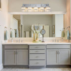 Luminaires de salle de bain en cristal à intensité variable Ora Modern sur miroir Glam Vanity Lights