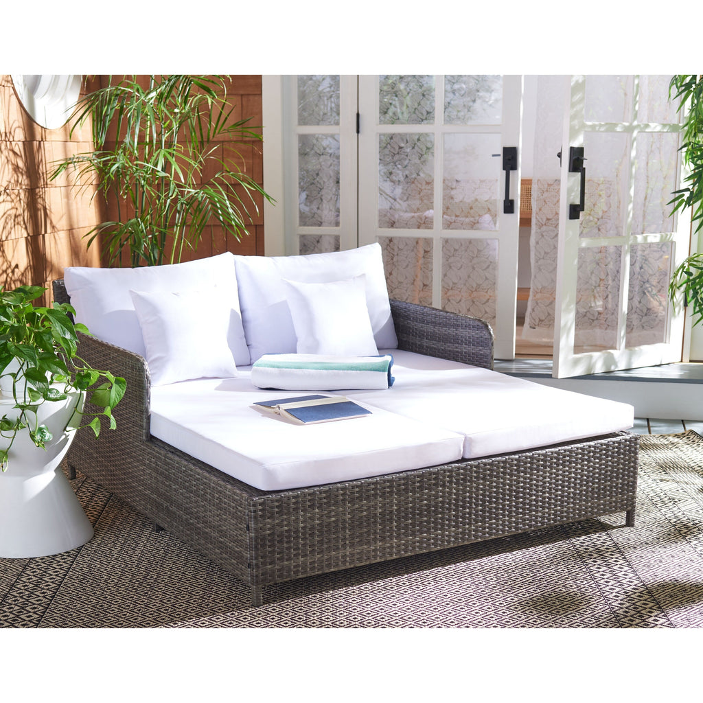 Lit de repos d'extérieur SAFAVIEH Taniyah en osier avec oreiller et coussins - 53 L x 28 P x 62 H