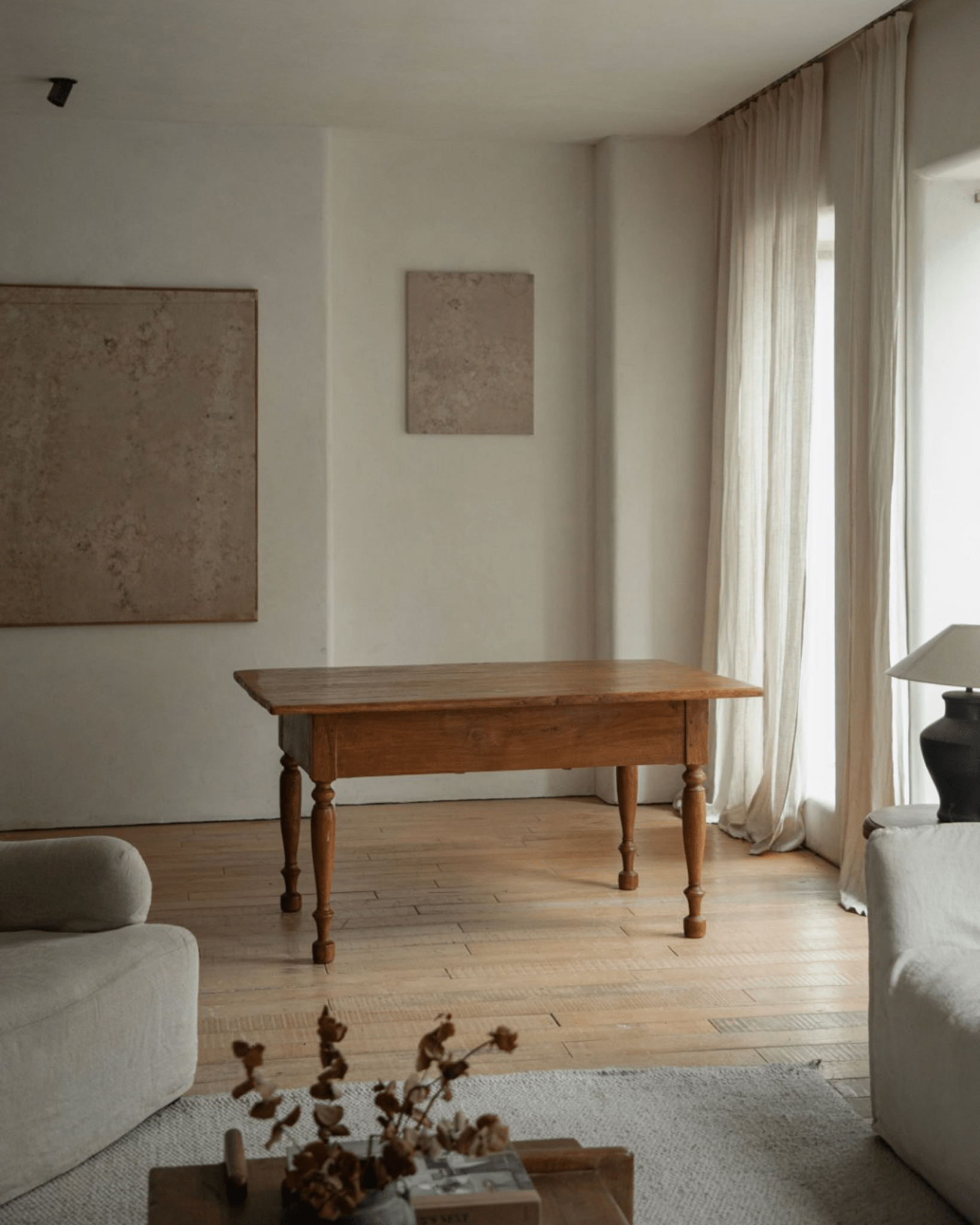 Tables vintage indonésiennes en bois de teck