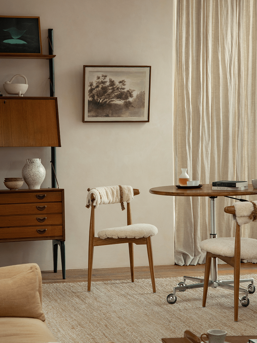 Chaise de salle à manger en forme de cœur