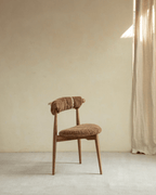 Chaise de salle à manger en forme de cœur