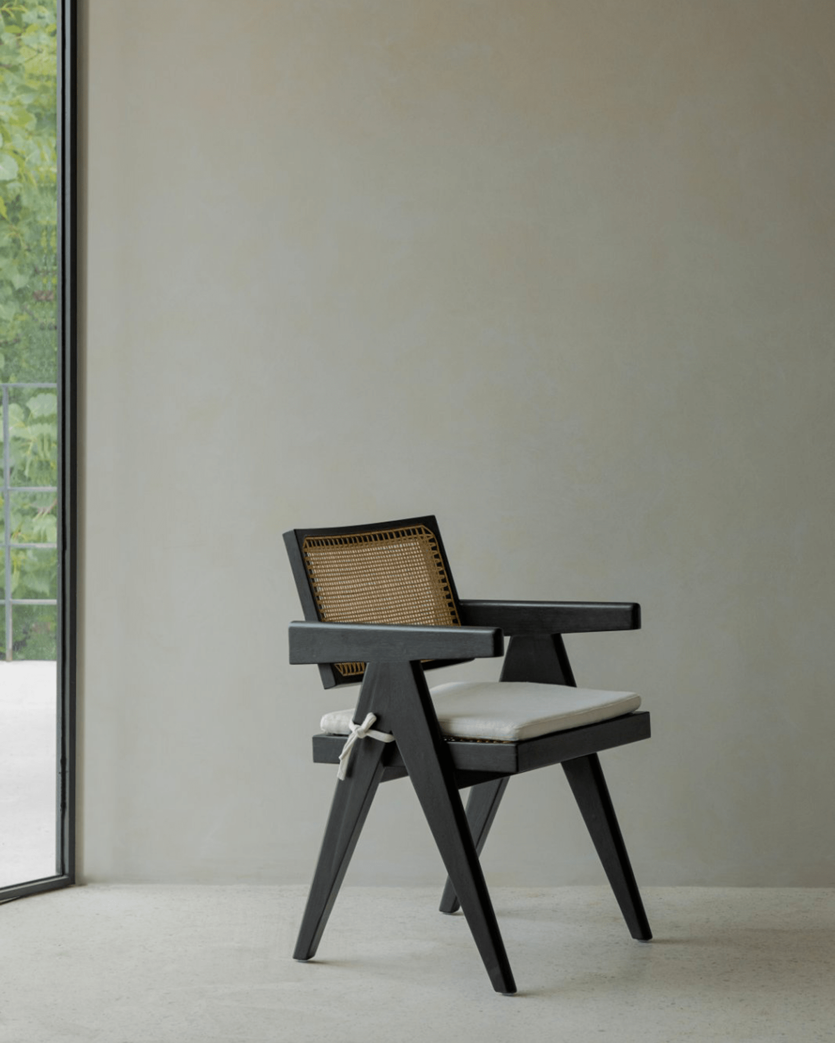 Reproduction de chaises de bureau à Chandigarh