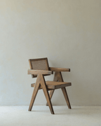 Reproduction de chaises de bureau à Chandigarh